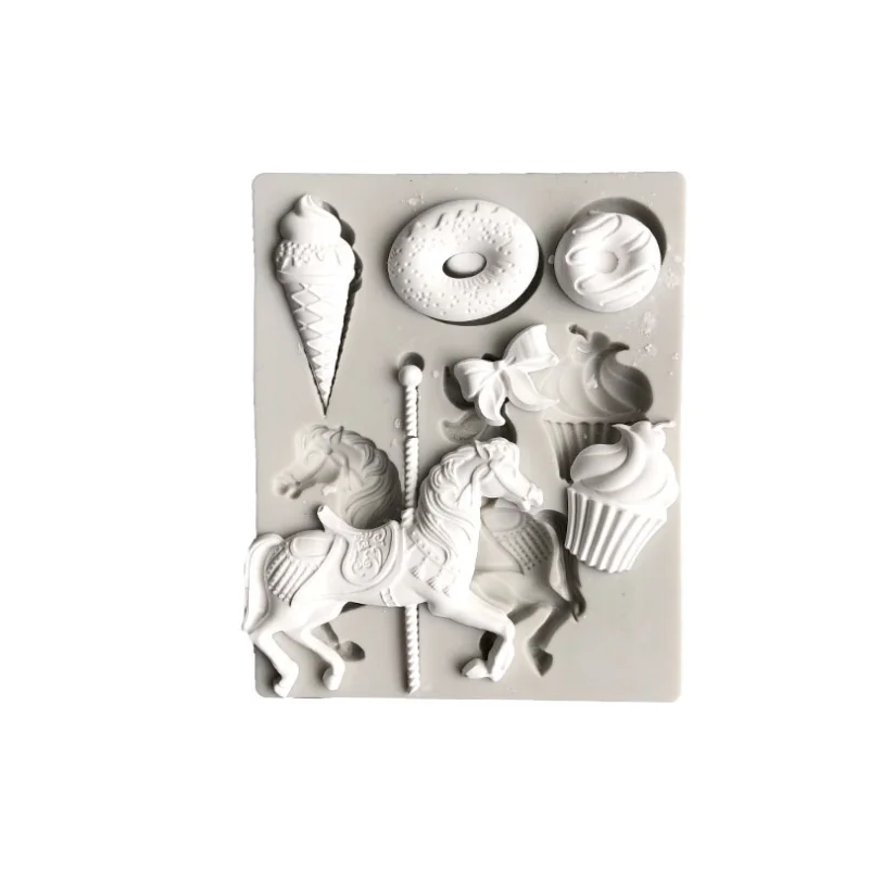Con Ngựa Thành Troia Kem Dough - đánh giá và giá Donut Mold Silicone